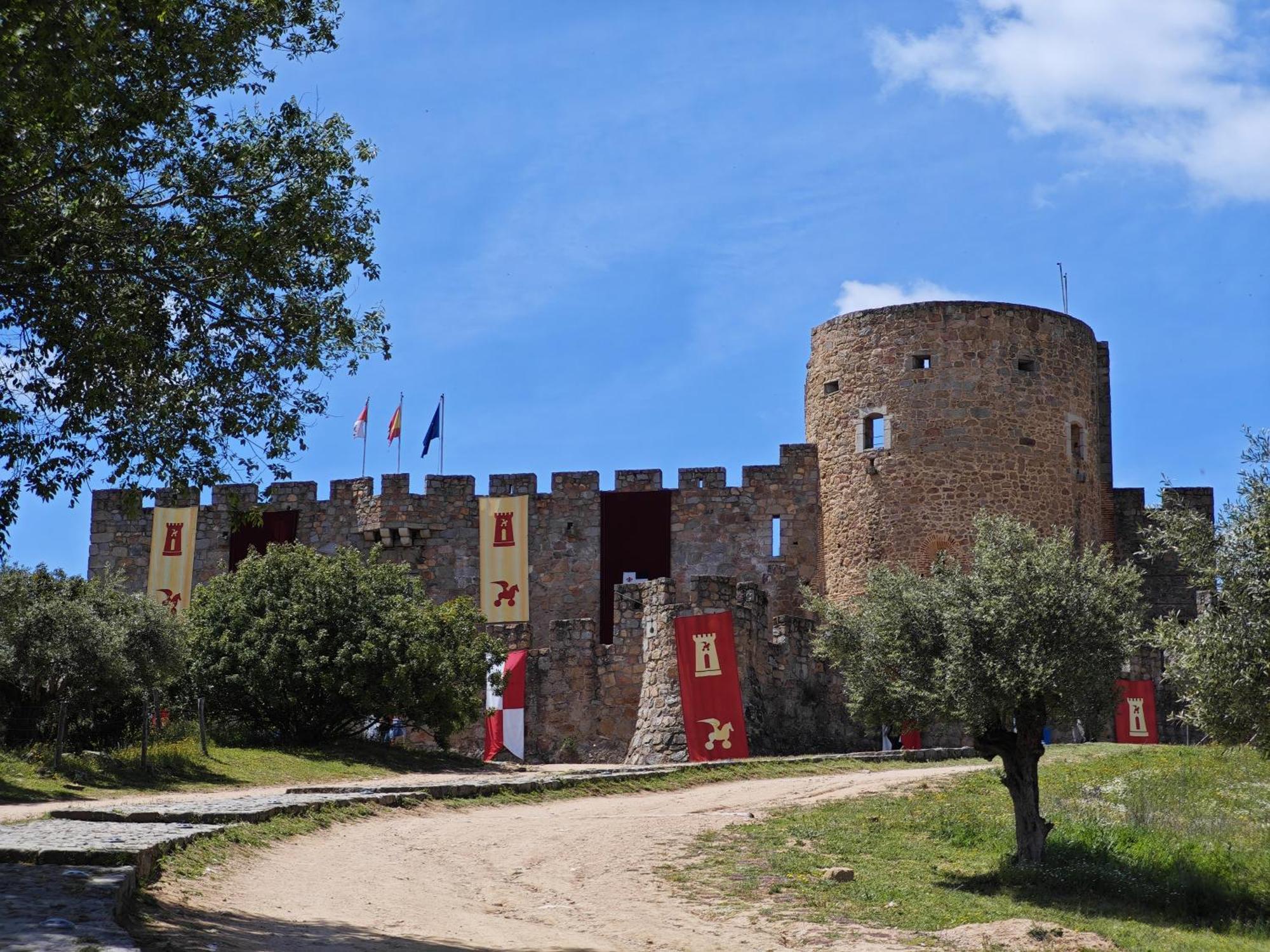 Casa Del Castillo By Naturadrada La Adrada Exterior foto